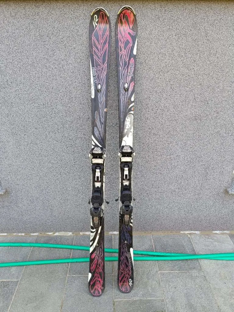 k2 free luv 76 skis Blur Quikclik while the Duracap construction and lightweight composite core keep the ski nimble and forgiving For the ladies: K2 One