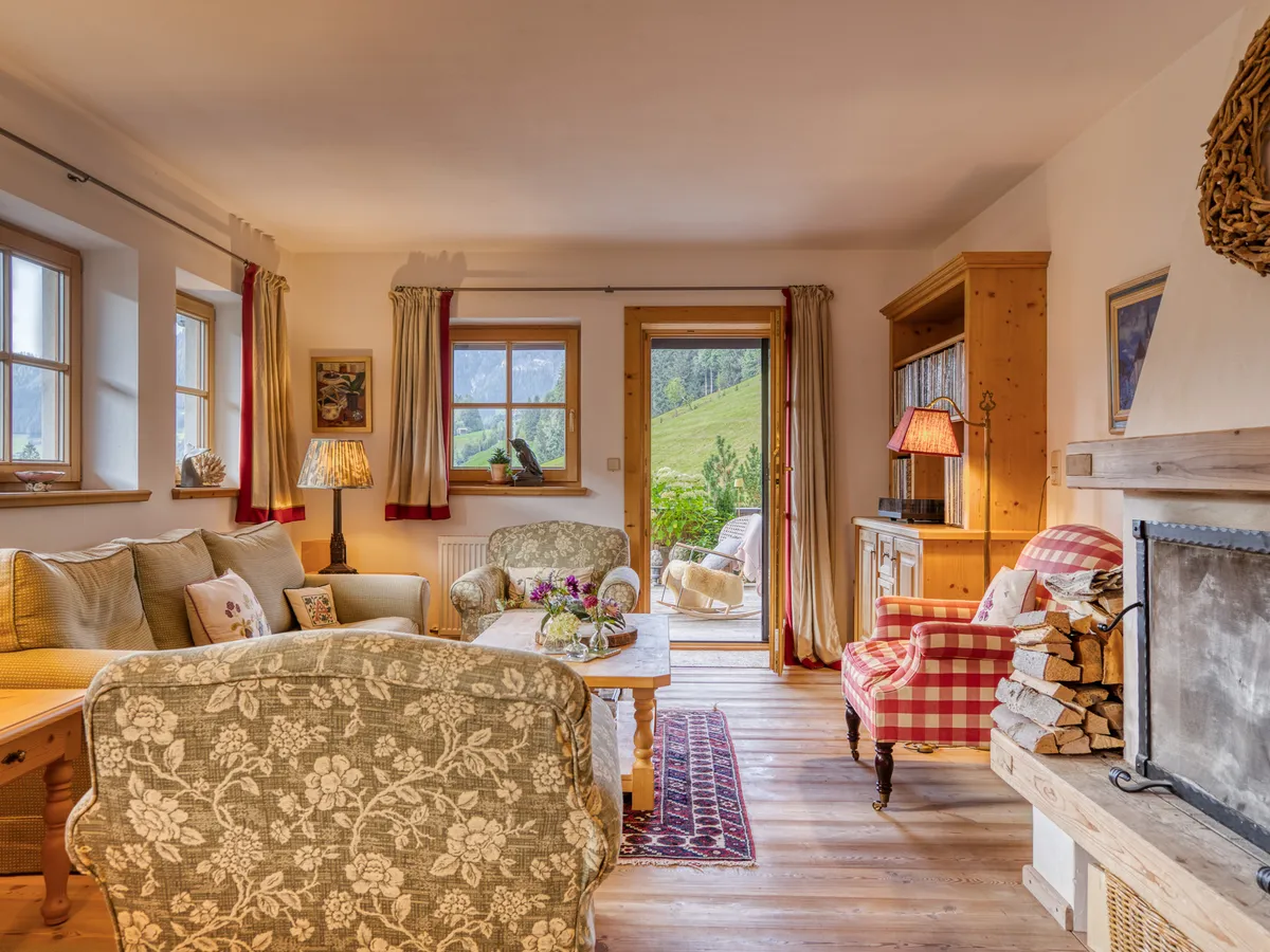 Großzügiges Landhaus im schönen Alpbachtal - Ansicht 2