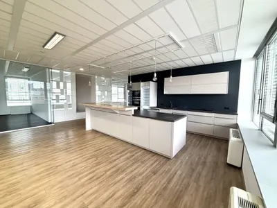 Gewerbeimmobilie mieten in Wien – 566 m², € 12.961 – Bild 7 von 38