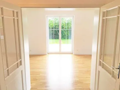 8-Zimmer-Gewerbeimmobilie mieten in Baden – 220 m², € 2.750 – Bild 5 von 47