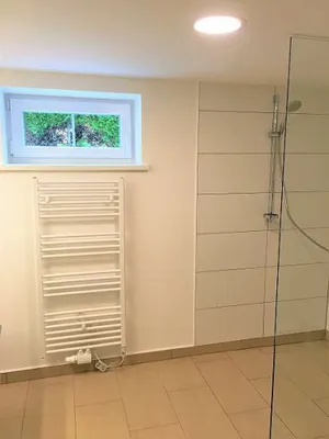 8-Zimmer-Gewerbeimmobilie mieten in Baden – 220 m², € 2.750 – Bild 27 von 47