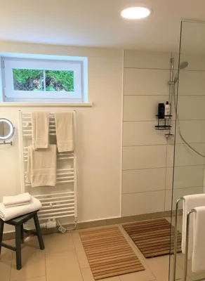 8-Zimmer-Gewerbeimmobilie mieten in Baden – 220 m², € 2.750 – Bild 28 von 47