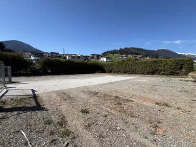 Grundstück mieten in Innsbruck-Land – 650 m², € 591 – Bild 2 von 2