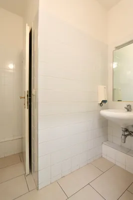 4-Zimmer-Gewerbeimmobilie mieten in Wien – 110 m², € 2.295 – Bild 13 von 17