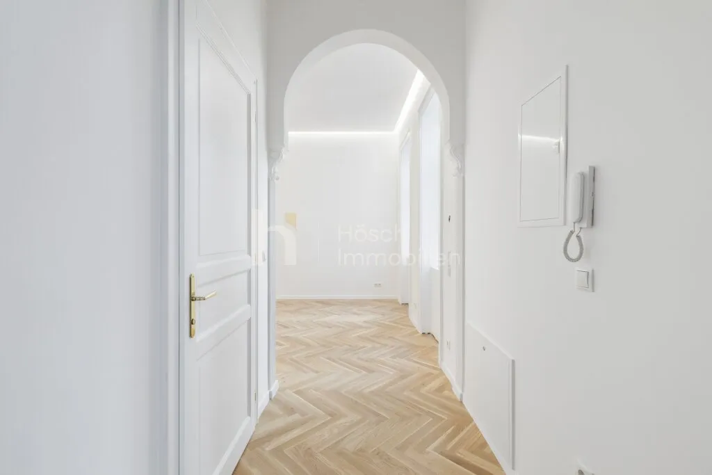 Klassik trifft Kalkulation - Altbau mit Eleganz & attraktiver Rendite - Widok 3