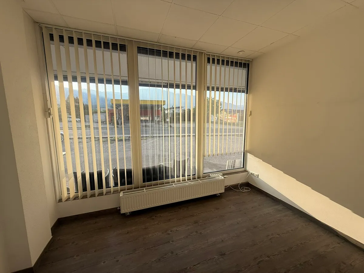 Geschäftsfläche/ Büro/ Behandlungsraum - Ansicht 2