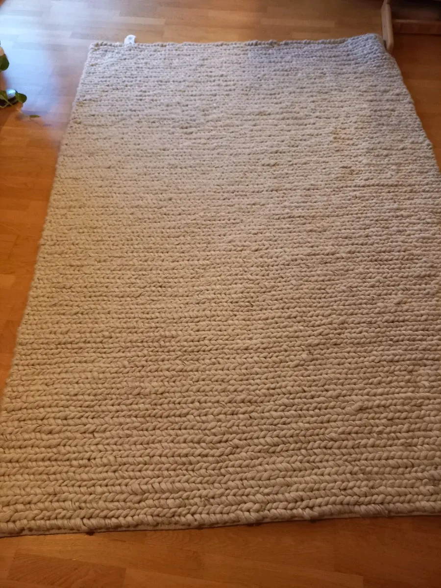 Teppich Wolle Ikea, € 150,- (3100 St. Pölten)
