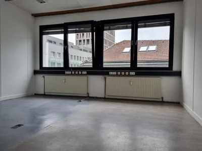 5-Zimmer-Gewerbeimmobilie mieten in Steyr – 195 m², € 355 – Bild 8 von 11