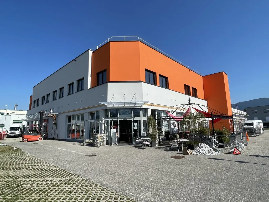 ORIDNATION ZU VERMIETEN - MODERNE, BARRIEREFREIE RÄUMLICHKEITEN IM NEUEN ÄRZTEZENTRUM IN VILLACH! - Ansicht 3