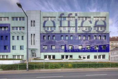 Gewerbeimmobilie mieten in Wien – 747 m², € 10.010