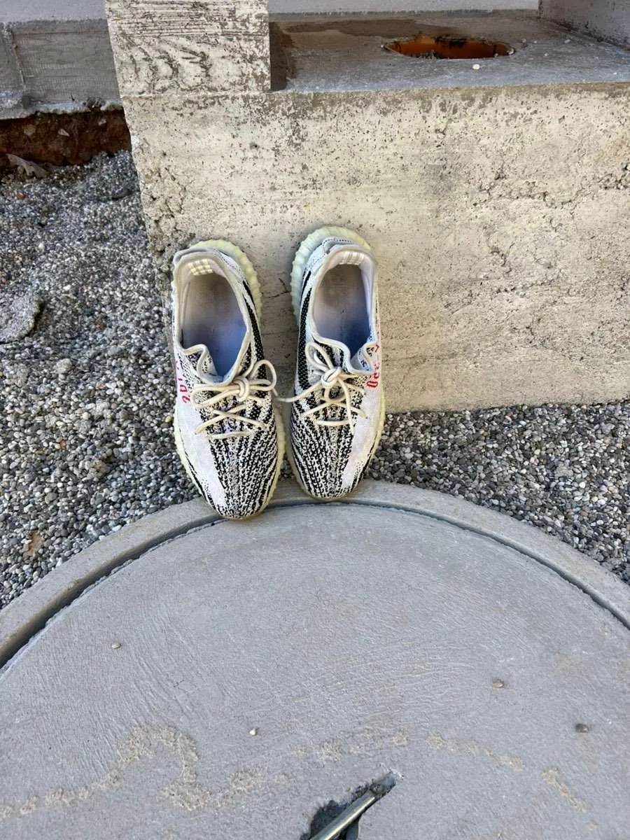 adidas gazelle silver green womens Yeezy Boost 350 V2 'Zebra' 2022/2023  Imperial edge
