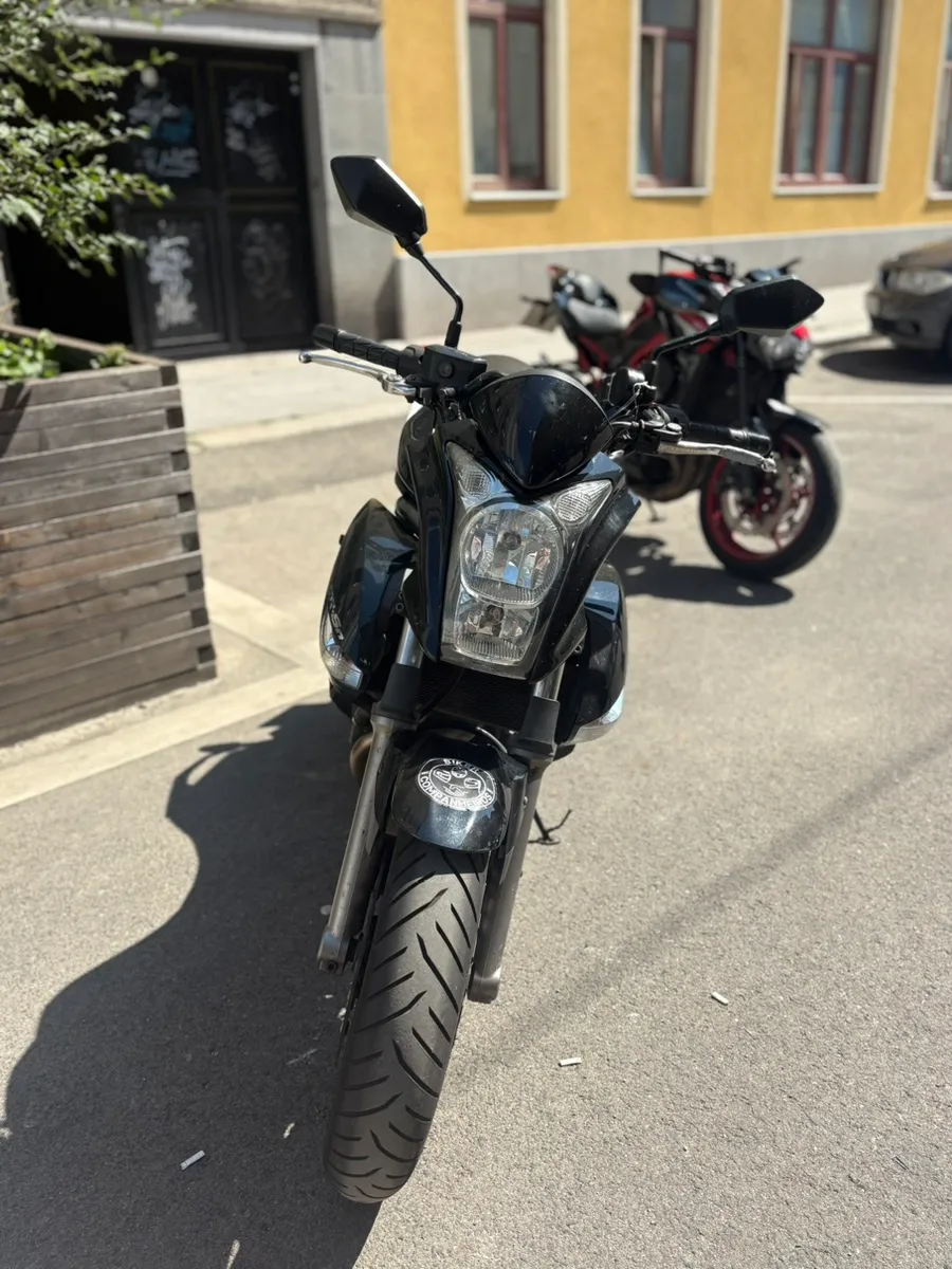 Kawasaki ER