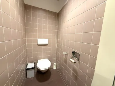 9-Zimmer-Gewerbeimmobilie mieten in Wien – 292 m², € 6.850 – Bild 11 von 13