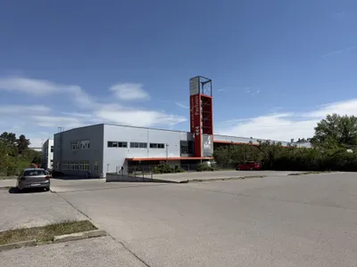 Gewerbeimmobilie kaufen in Wiener Neustadt – 3 140 m² – Bild 9 von 11