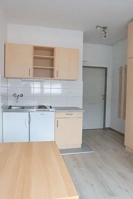 1-Zimmer-Wohnung mieten in Bruck-Mürzzuschlag – 19 m², € 332 – Bild 2 von 4