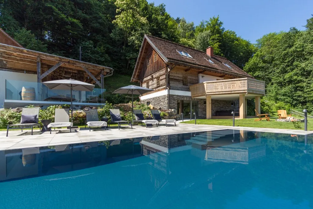 Luxus-Chalet in Alleinlage | 100% Privatsphäre - Ansicht 2