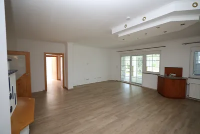 3-Zimmer-Gewerbeimmobilie mieten in Sankt Veit an der Glan – 185 m², € 1.850 – Bild 5 von 17