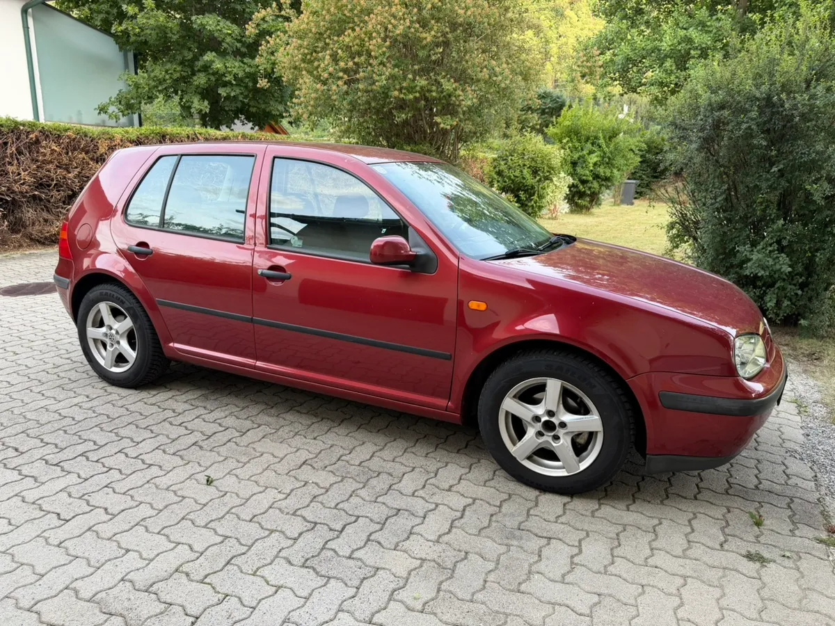 VW Golf