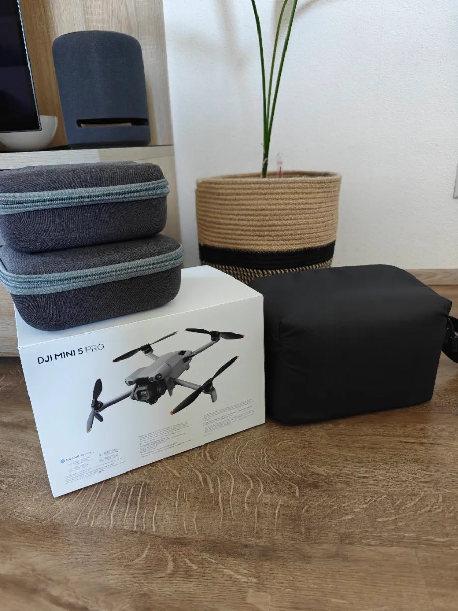 DJI Mini 5 Pro Fly More Combo mit DJI RC 2 inkl. Zubehör, € 980,- (3812 ...