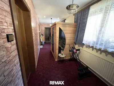6-Zimmer-Haus kaufen in Neunkirchen – 254 m², € 439.000 – Bild 13 von 37