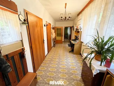6-Zimmer-Haus kaufen in Neunkirchen – 254 m², € 439.000 – Bild 12 von 37
