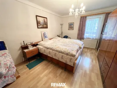 6-Zimmer-Haus kaufen in Neunkirchen – 254 m², € 439.000 – Bild 6 von 37