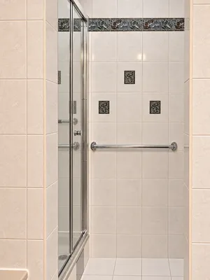 7-Zimmer-Haus mieten in Tulln – 140 m², € 2.790 – Bild 14 von 21