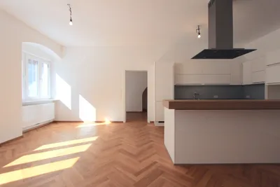 Gewerbeimmobilie kaufen in Wiener Neustadt – 744 m², € 1.690.000 – Bild 19 von 25