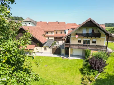 12-Zimmer-Gewerbeimmobilie kaufen in Vöcklabruck – 676 m², € 1.750.000 – Bild 2 von 54