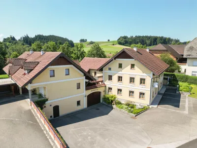 12-Zimmer-Gewerbeimmobilie kaufen in Vöcklabruck – 676 m², € 1.750.000