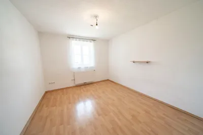 12-Zimmer-Gewerbeimmobilie kaufen in Vöcklabruck – 676 m², € 1.750.000 – Bild 48 von 54