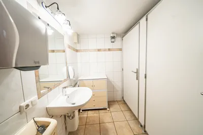 12-Zimmer-Gewerbeimmobilie kaufen in Vöcklabruck – 676 m², € 1.750.000 – Bild 14 von 54