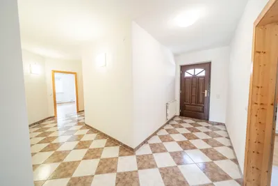 12-Zimmer-Gewerbeimmobilie kaufen in Vöcklabruck – 676 m², € 1.750.000 – Bild 30 von 54