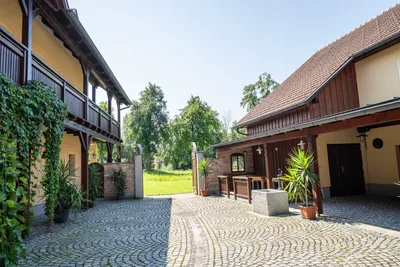 12-Zimmer-Gewerbeimmobilie kaufen in Vöcklabruck – 676 m², € 1.750.000 – Bild 9 von 54