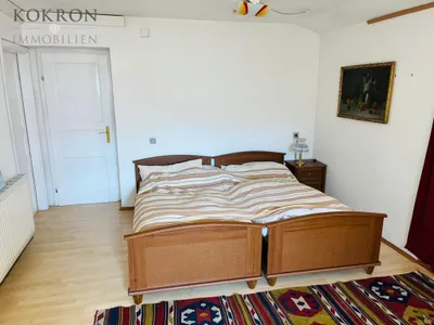 6-Zimmer-Haus kaufen in Bruck-Mürzzuschlag – 310 m², € 320.000 – Bild 3 von 6