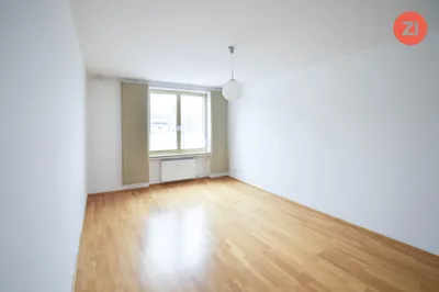 1-Zimmer-Wohnung mieten in Linz – 33 m², € 524 – Bild 2 von 4