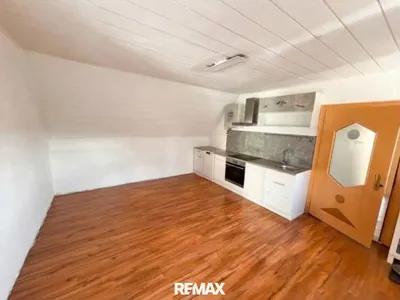8-Zimmer-Haus kaufen in Neunkirchen – 250 m², € 349.000 – Bild 20 von 53