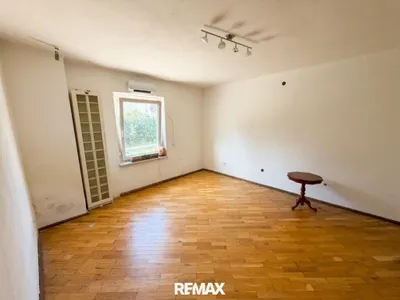 8-Zimmer-Haus kaufen in Neunkirchen – 250 m², € 349.000 – Bild 38 von 53