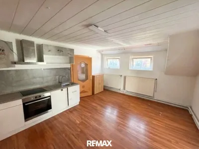 8-Zimmer-Haus kaufen in Neunkirchen – 250 m², € 349.000 – Bild 19 von 53