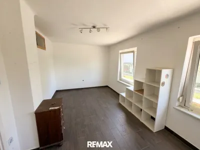 8-Zimmer-Haus kaufen in Neunkirchen – 250 m², € 349.000 – Bild 39 von 53