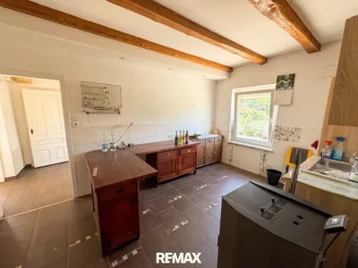 8-Zimmer-Haus kaufen in Neunkirchen – 250 m², € 349.000 – Bild 34 von 53