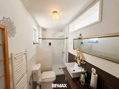 8-Zimmer-Haus kaufen in Neunkirchen – 250 m², € 349.000 – Bild 41 von 53