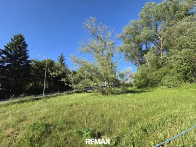 Grundstück kaufen in Steyr – 1 538 m², € 488.000