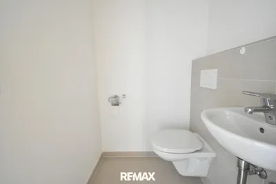 5-Zimmer-Gewerbeimmobilie mieten in Steyr-Land – 132 m², € 1.000 – Bild 8 von 10