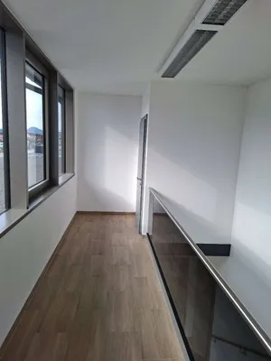 Gewerbeimmobilie mieten in Sankt Veit an der Glan – 100 m², € 1.000 – Bild 4 von 5