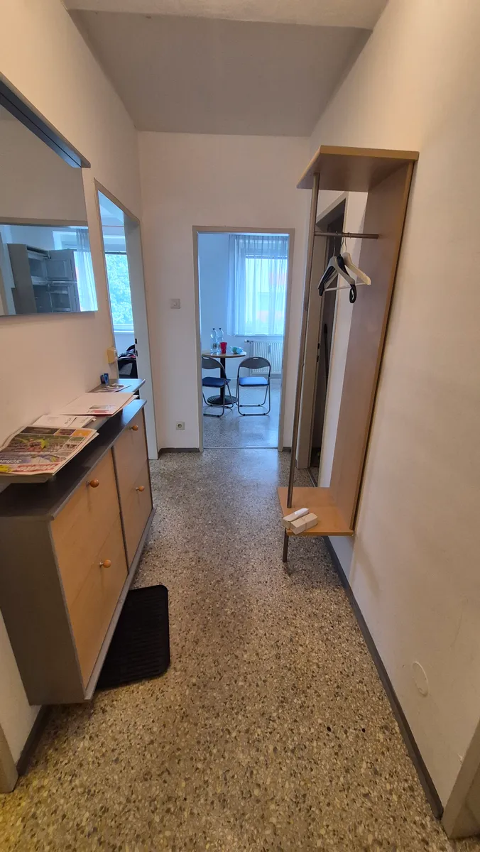 Charmante 2-Zimmer-Wohnung mit Loggia in zentraler Linzer Lage - Ansicht 2