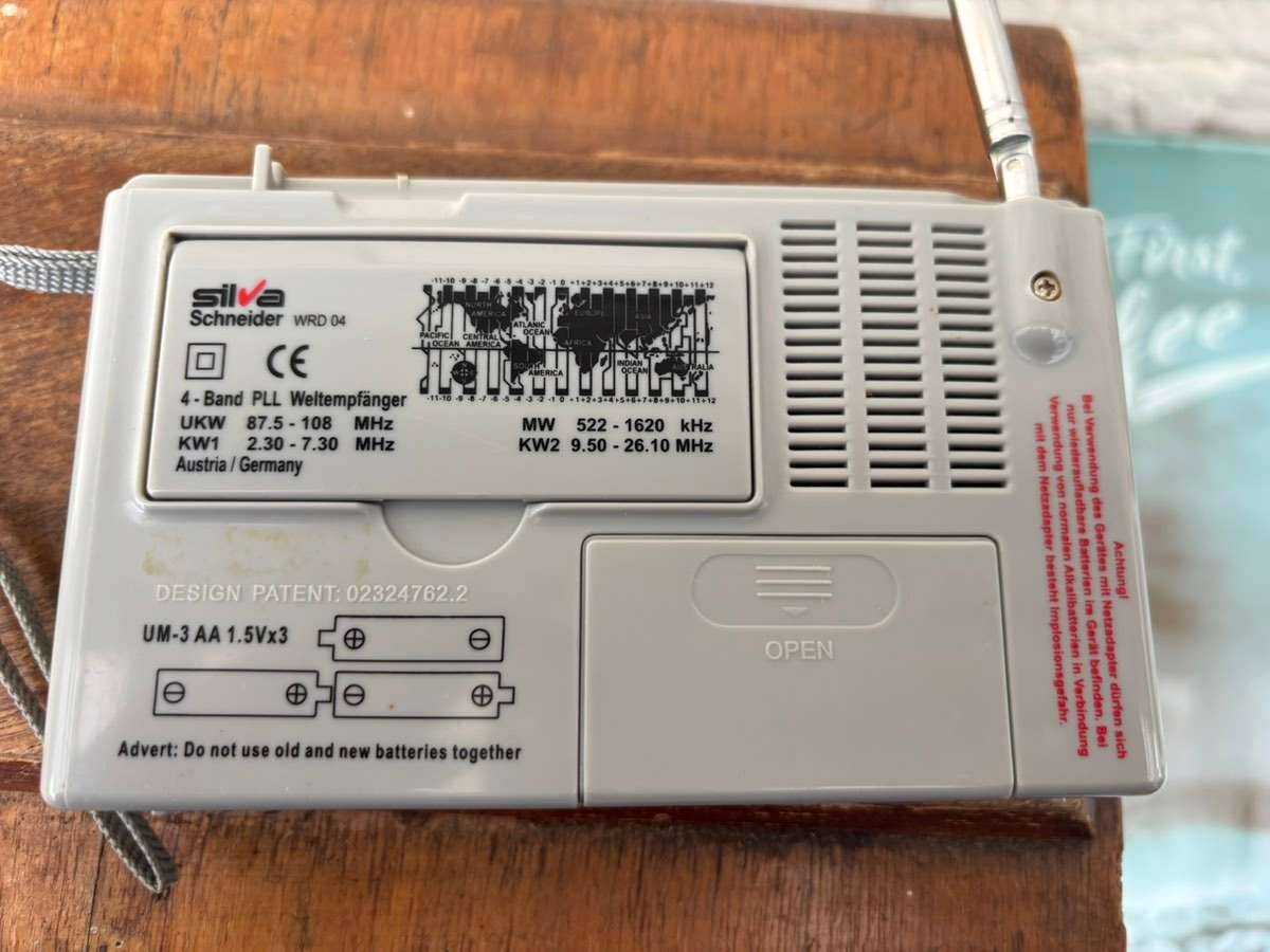 Silva Schneider 19.4 USB CD-radio FM AUX, CD, USB zwart, rood, 1901851