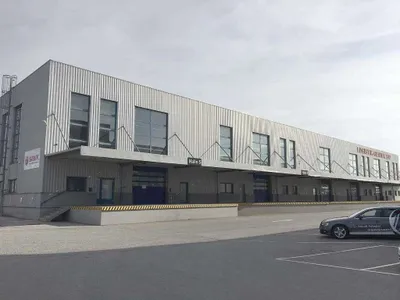 Gewerbeimmobilie mieten in Mödling – 146 m², € 8 – Bild 3 von 16