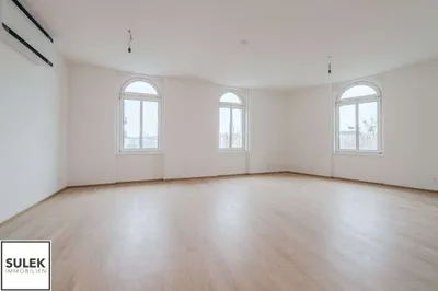 Zweitbezug: 4-Zimmer-Altbauwohnung in Citynähe - Dachgeschoss m. Klimaanlage - ab sofort! – Bild 2
