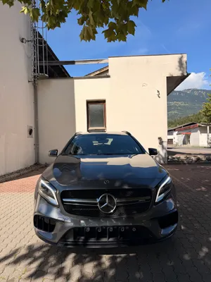 Mercedes-Benz GLA-Klasse
